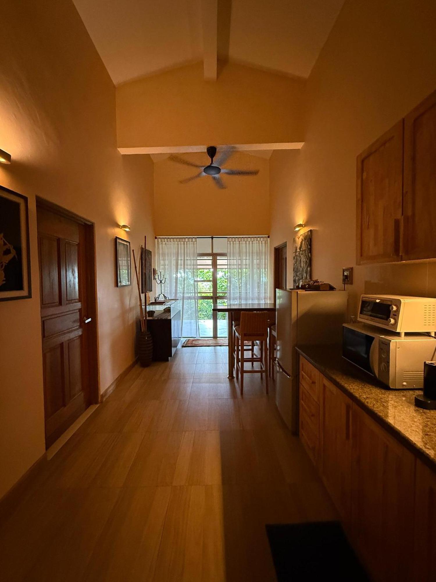 Ambong Rainforest Retreat Pantai Cenang  Exterior photo