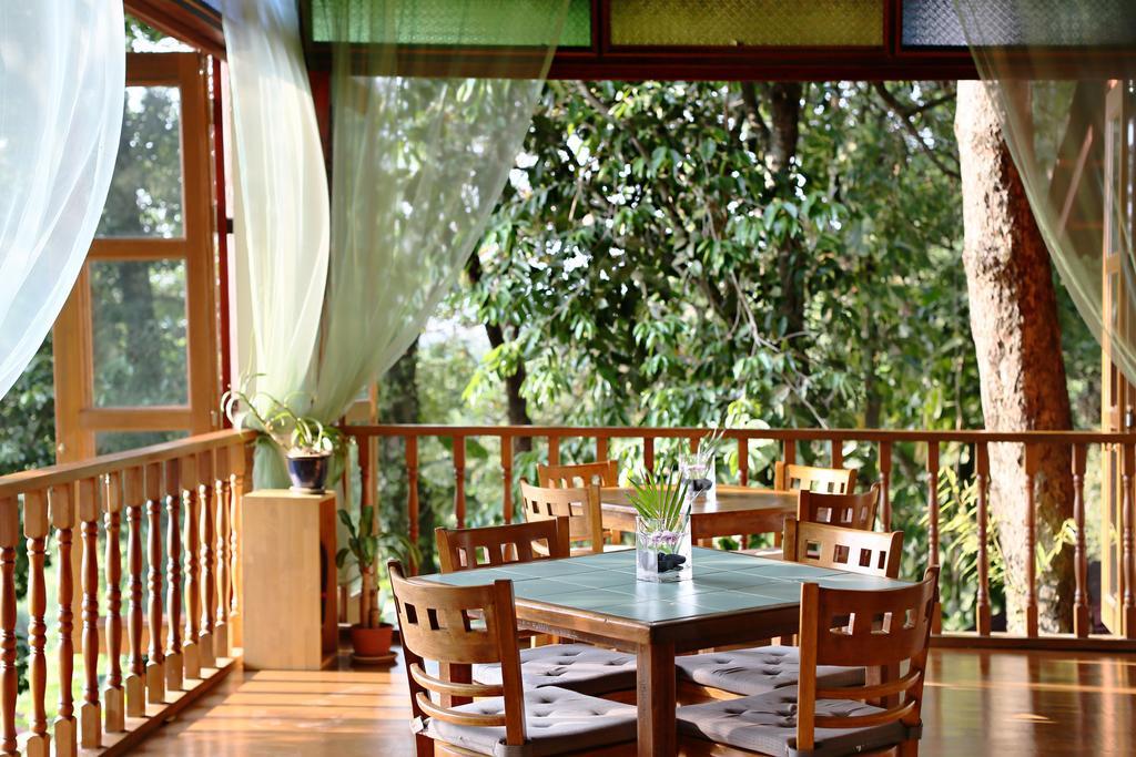 Ambong Rainforest Retreat Pantai Cenang  Exterior photo